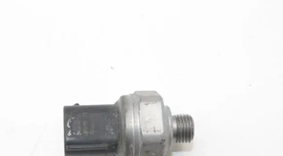 BMW 3 F30 F35 F31 Air conditioning (A/C) pressure sensor 9323658