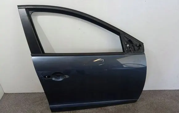 Renault Megane III Front door