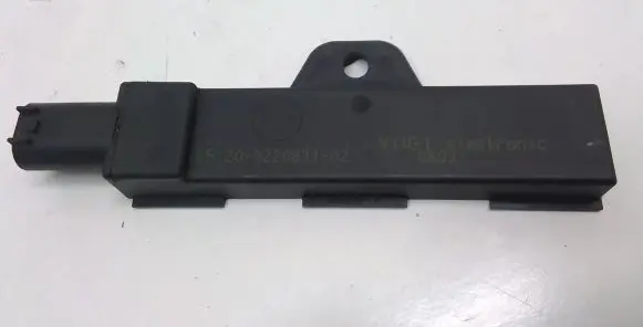 BMW 7 F01 F02 F03 F04 Keyless (KESSY) go control unit/module 9220831