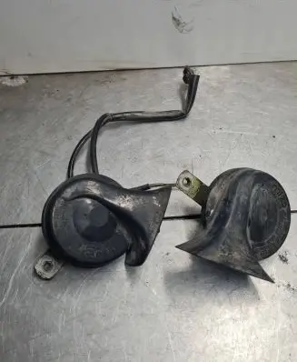 Volkswagen PASSAT B3 Horn signal E2722434