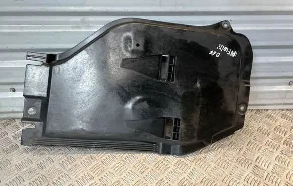 Infiniti Q30 Engine splash shield/under tray A2463201523