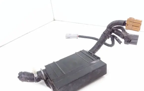Nissan Pulsar Fuse module 24382EW70B 7154722330