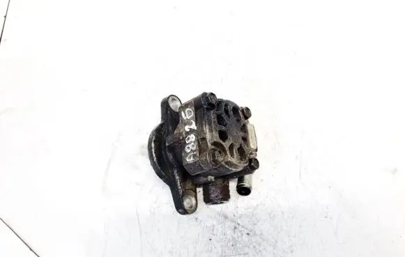 Toyota Land Cruiser (J120) Power steering pump f1a372