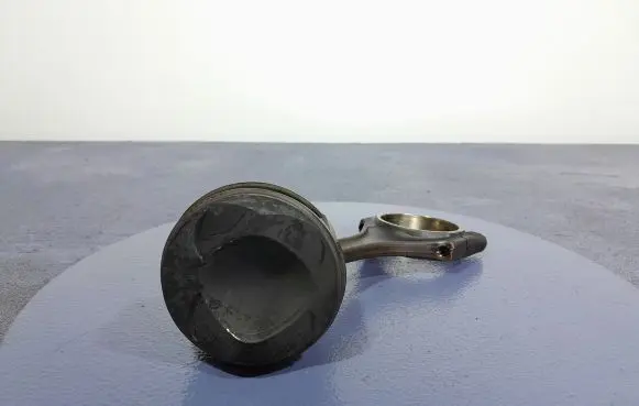 Audi A6 S6 C6 4F Piston 84L103
