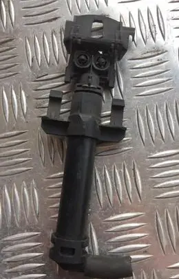 Volvo V70 Headlight washer spray nozzle 280105