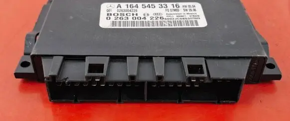 Mercedes-Benz E W211 Parking PDC control unit/module A1645453316
