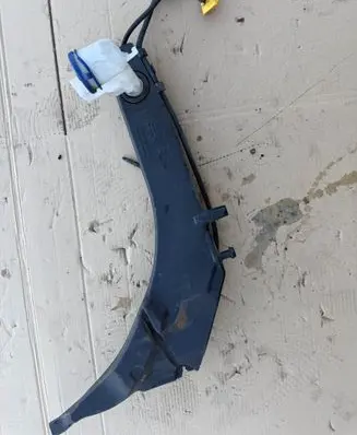 Peugeot 308 Windshield washer fluid reservoir/tank 9801927380 9806526980
