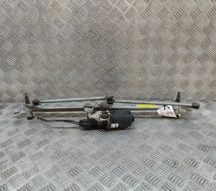 Dodge Nitro Front wiper linkage and motor K68020720AA