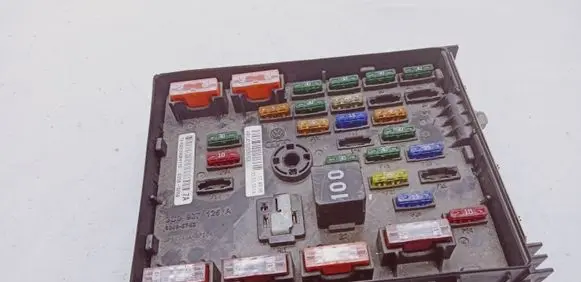 Seat Alhambra (Mk2) Fuse module 3C0937125A KB1415253163 7A162014081113