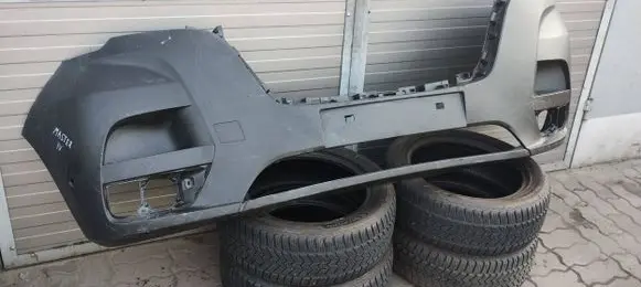 Renault Master III Front bumper 620228205R