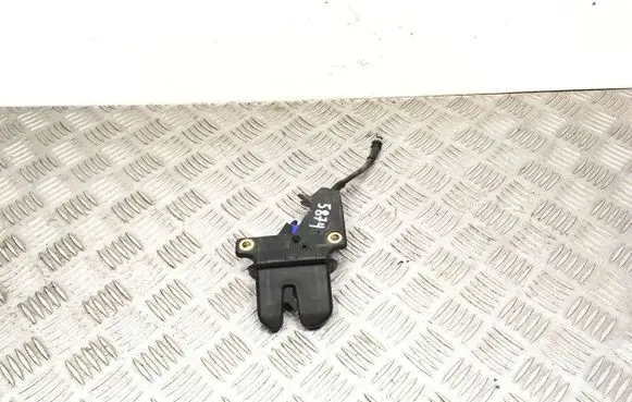 Audi A4 S4 B6 8E 8H Tailgate/trunk/boot lock/catch/latch 8E5827505B