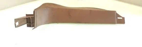 (B) pillar trim (bottom)