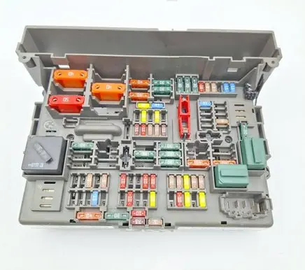 BMW 3 E90 E91 Fuse module 9119445 90607535 18231000000A