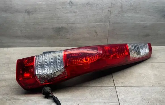 Honda CR-V Rear/tail lights 2VP23803804 P5006R 33500SCAE110M1