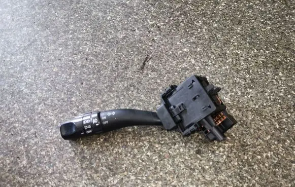 KIA Magentis Indicator stalk