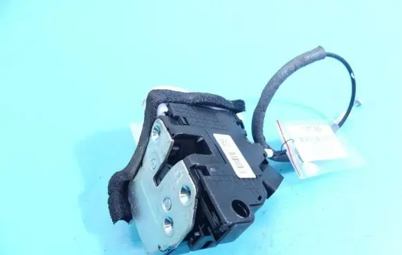 Hyundai i20 (GB IB) Front door lock 81310-C8020 IMPRK1317369