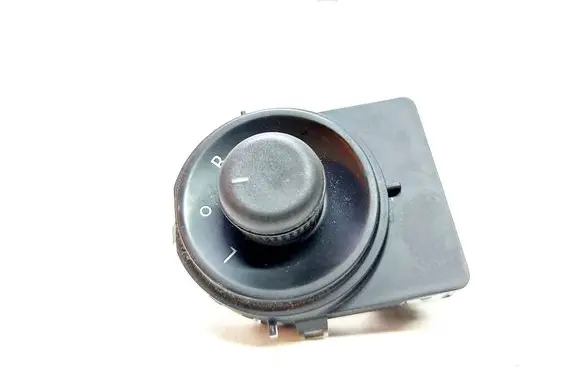 Opel Astra J Wing mirror switch 13271827