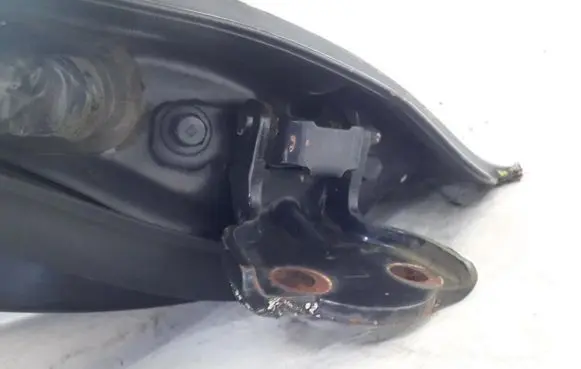 Honda Accord Rear door lower hinge