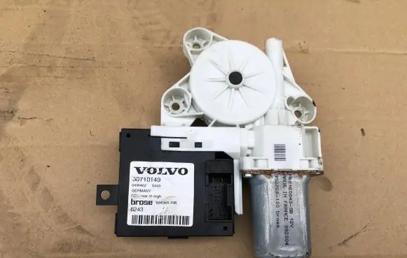 Volvo S40 Rear door window regulator motor 30710149