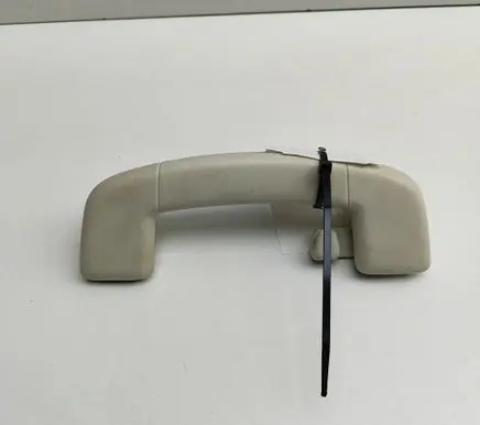 Volkswagen PASSAT B8 Rear interior roof grab handle 3G0857643B