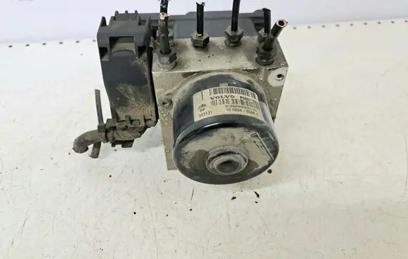 Volvo S60 ABS Pump P08671223 8671224