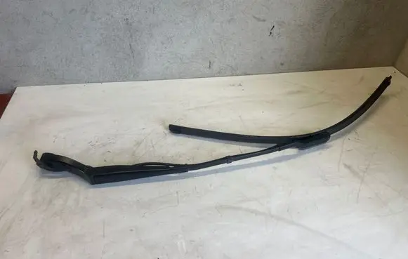 Peugeot 3008 II Windshield/front glass wiper blade 7443213