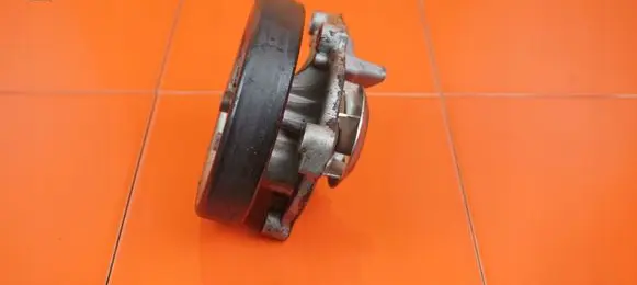 Peugeot RCZ Water pump 5FU