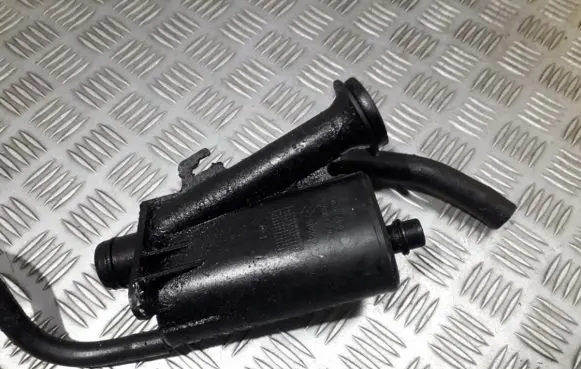 Renault Laguna II Oil breather separator 8200082486