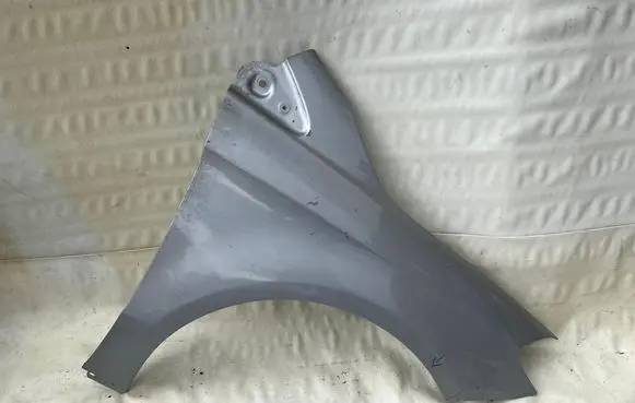 Mercedes-Benz B W246 W242 Fender A2468810201