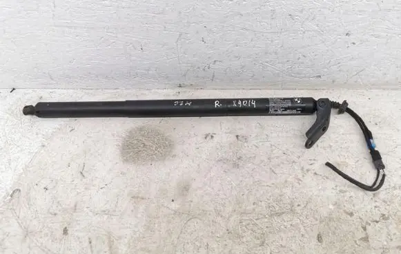 BMW 2 F46 Tailgate/trunk/boot tension spring 7432771