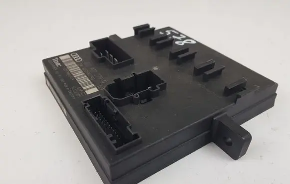 Audi A8 S8 D3 4E Comfort/convenience module 4E0907279Q 4E0910279Q