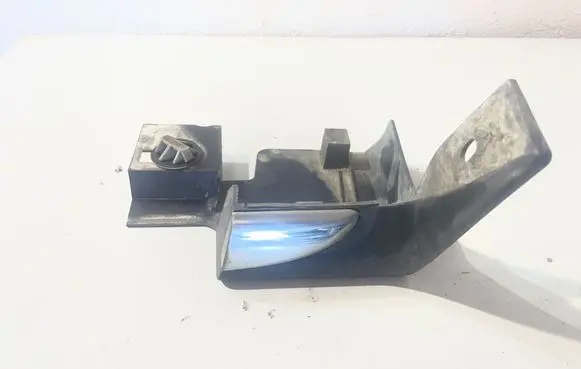 Mazda CX-7 Side skirt front trim EH6651PJ0