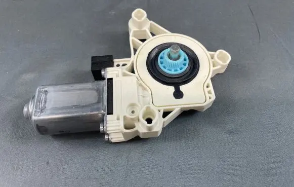 Audi e-tron Front door window regulator motor A74677113 4K0959801 C28129101