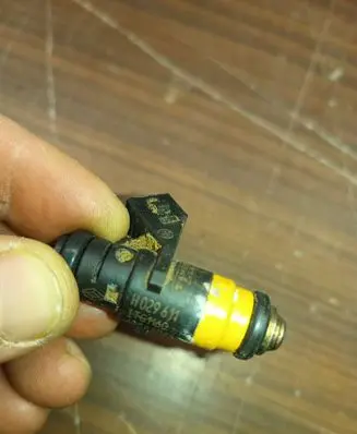 Renault Kangoo I Fuel injector h029611
