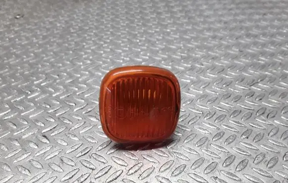 Audi A4 S4 B5 8D Front fender indicator light 4D0949101