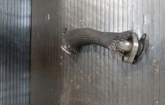 Opel Zafira B EGR valve line/pipe/hose