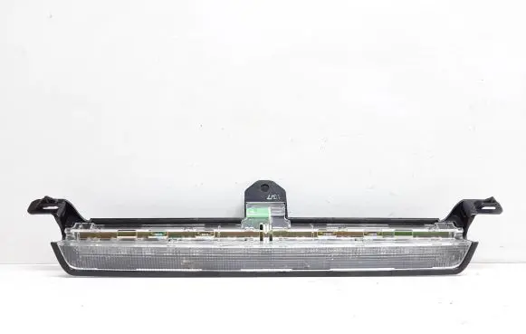 Volvo V70 Third/center stoplight 8658948