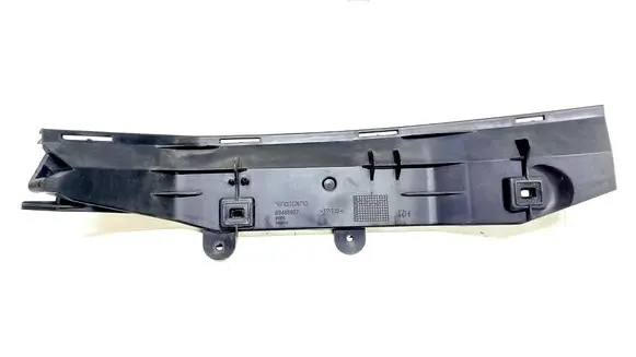 Volvo C70 Rear bumper mounting bracket 09466907
