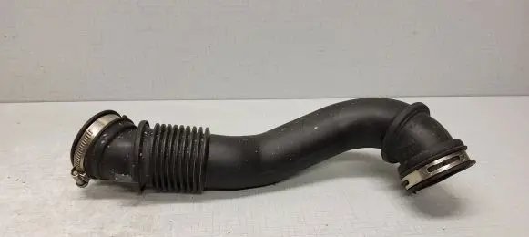 Ford Ecosport Intercooler hose/pipe JN159C623AB