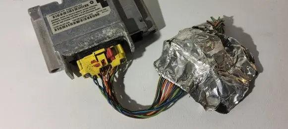 Jeep Cherokee Airbag control unit/module P56010501AI 39754C TRFME0433E1429