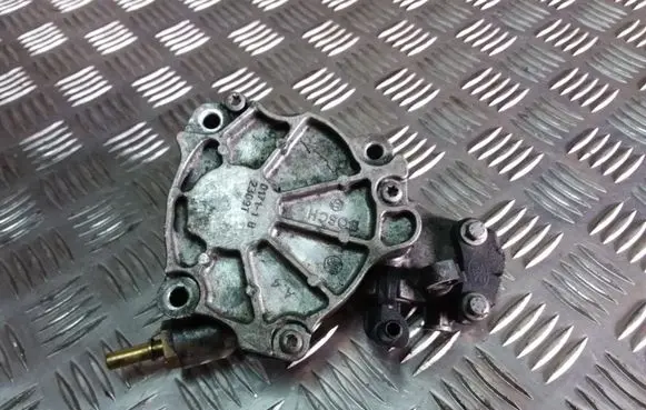 Peugeot 407 Vacuum pump D1711B