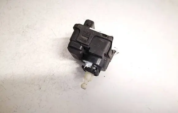 Skoda Octavia Mk1 (1U) Headlight level adjustment motor 00728220 007282-20