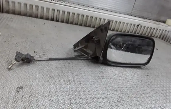 Volkswagen PASSAT B4 Manual wing mirror E10017300