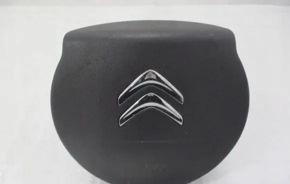 Steering wheel airbag