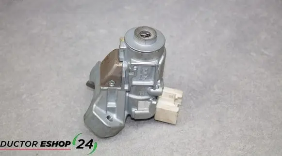 Toyota Aygo AB40 Ignition lock 45020OH2