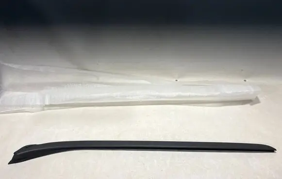 BMW X2 F39 Windshield trim 7429616