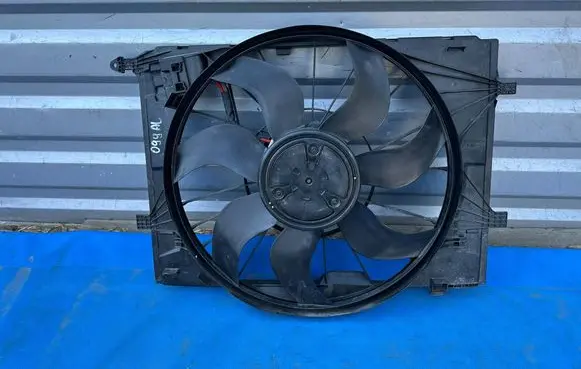 Mercedes-Benz GLC X253 C253 Electric radiator cooling fan A0999061200 0130707400