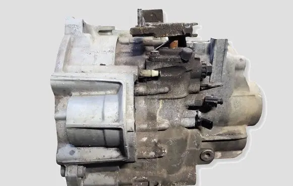 Volkswagen PASSAT B7 Manual 6 speed gearbox PGT