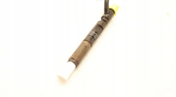 Nissan Note (E11) Fuel injector 8200827965