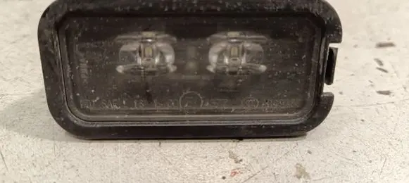 Opel Insignia B Number plate light 39068024